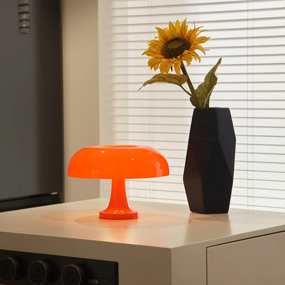 Classic Mushroom Table Lamp